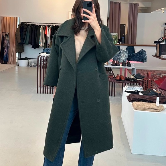 7115 by Szeki Oversized Wool Coat - Picture 13 of 16